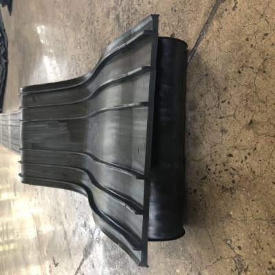 鋼邊橡膠止水帶遇水膨脹橡膠止水帶平板式止水帶廠家直接銷(xiāo)售歡迎惠顧