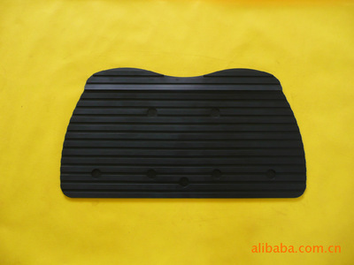 【批量銷售各種規(guī)格型號(hào)的運(yùn)動(dòng)器橡膠墊】價(jià)格,廠家,圖片,塑料零件,啟東市恒通橡膠制品廠-